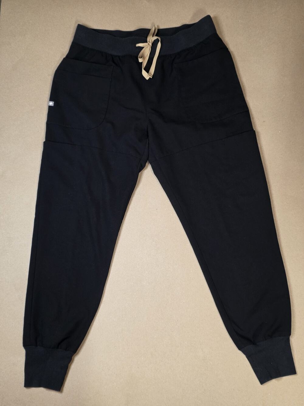 Figs Women’s Size M Nepal Jogger Scrub Pants Black Limited Edition Gold EUC